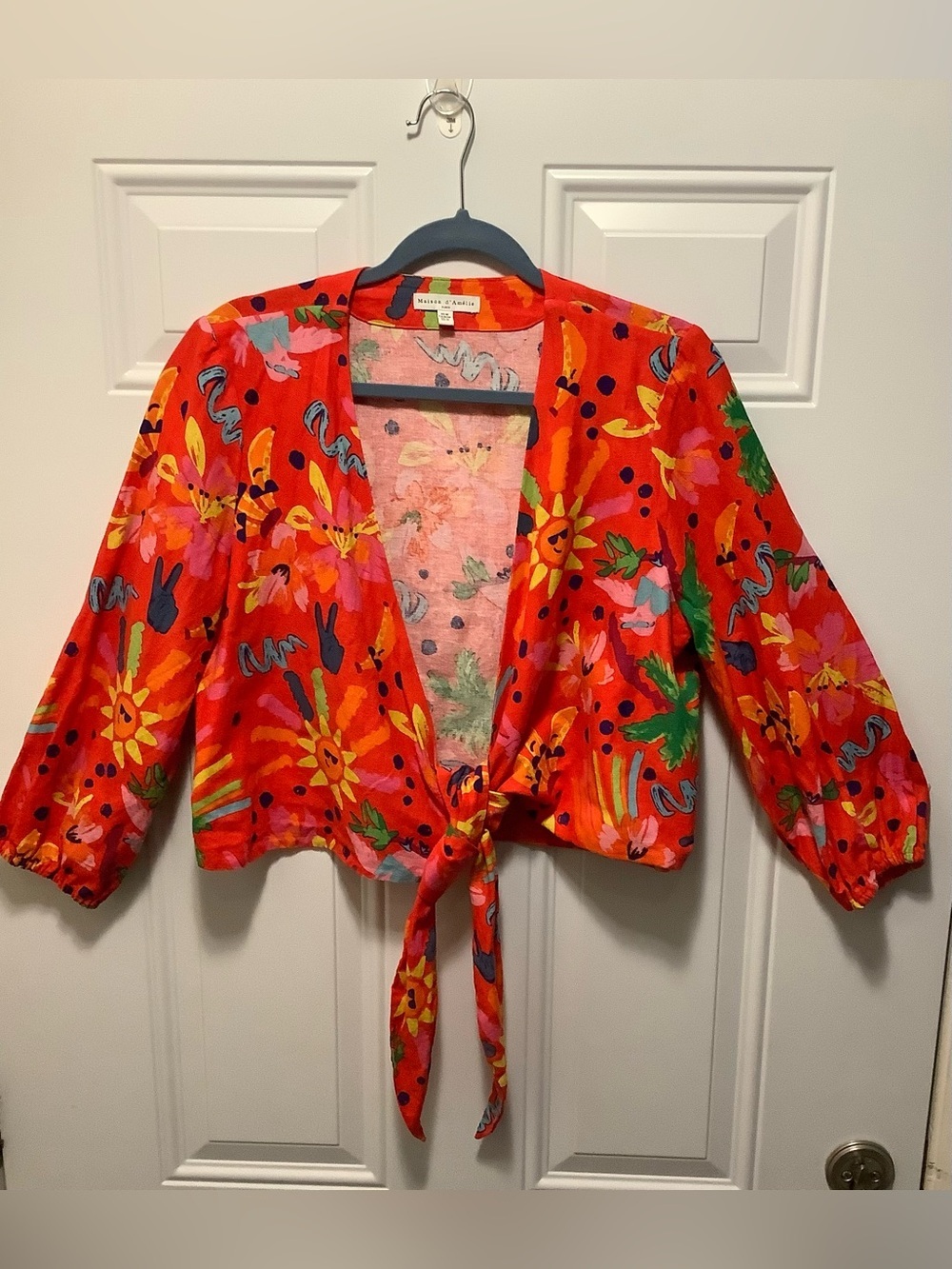 Madison d’Amélie| M Linen Blend Tropical Cropped Tie Front Top Artsy Whimsical